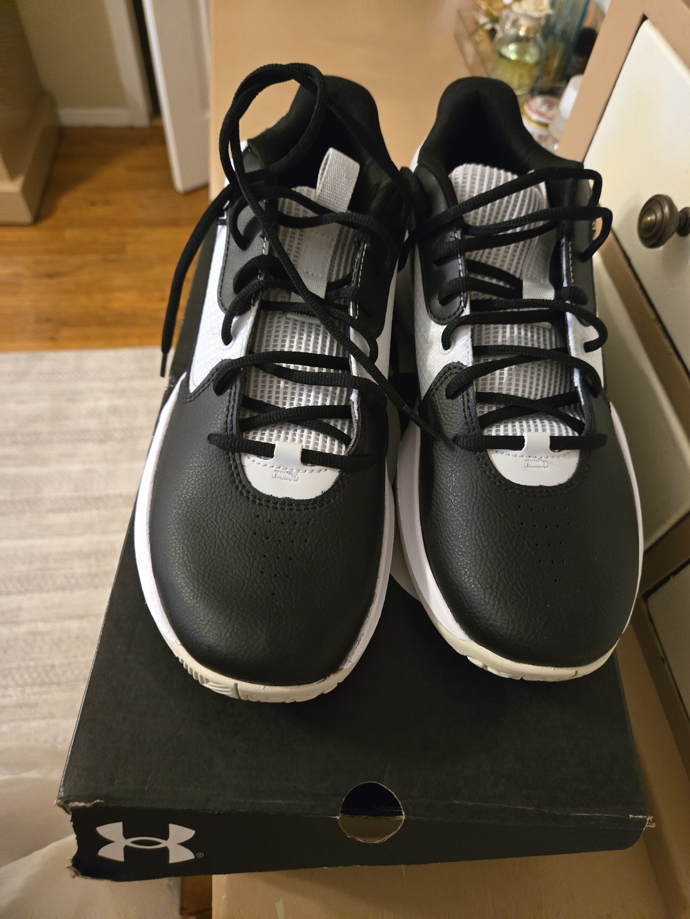 Under Armour Black and White Men's Athletic Trainers